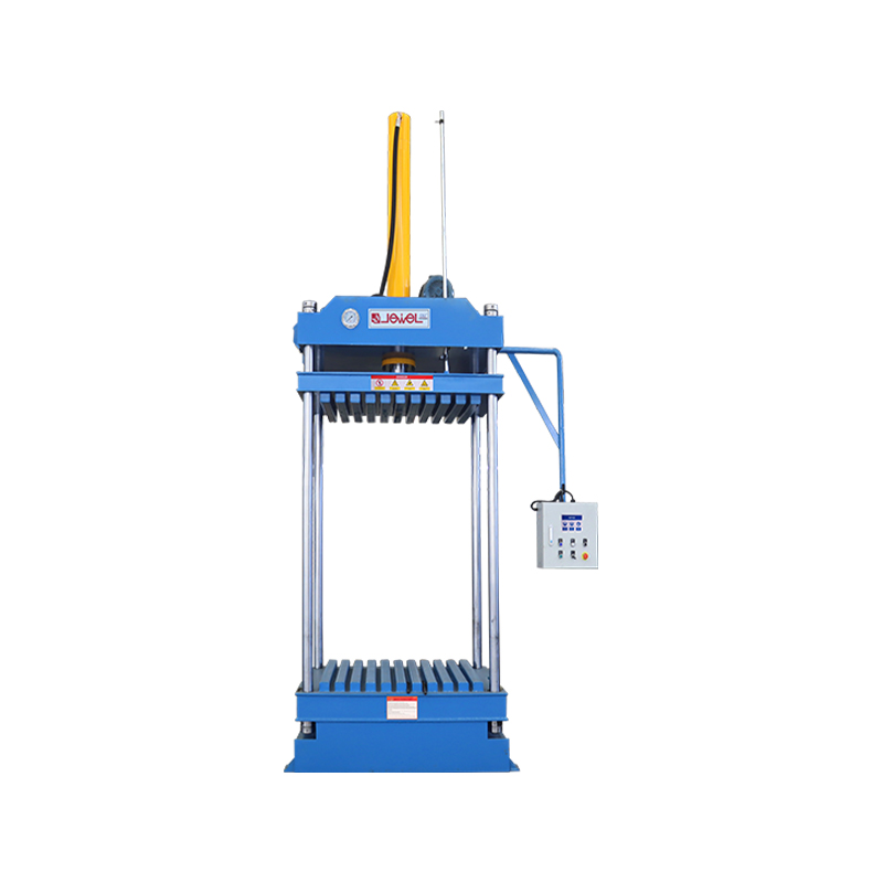 Máy đóng kiện dọc trung bình (bốn cột)