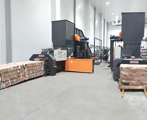 Giải pháp xử lý tự động cho bao bì thải tại Trung tâm hậu cần siêu thị hàng đầu của Nga